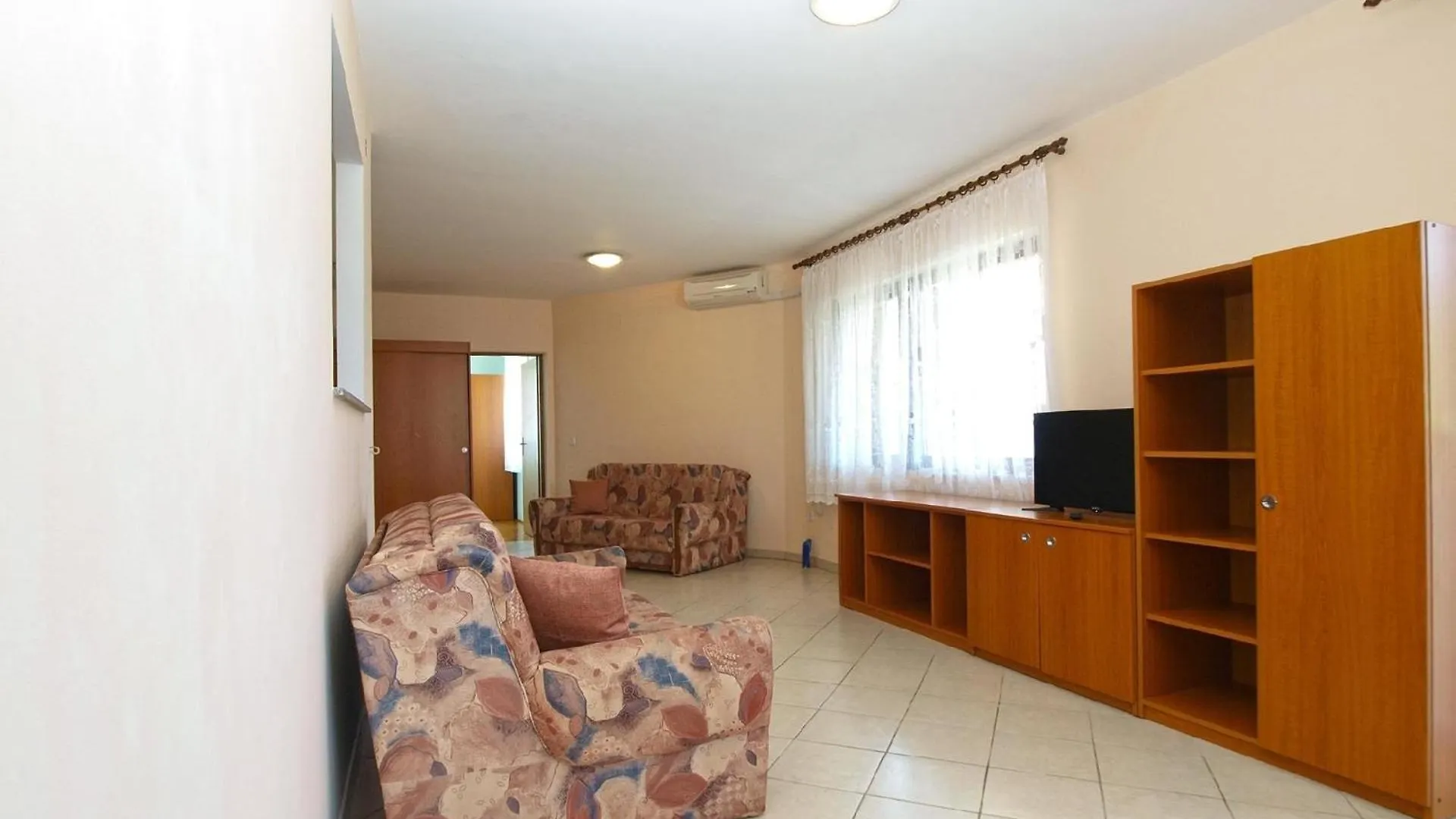 Apartment Ferienwohnung Fuer 6 Personen Ca 62 Qm In Fazana, Istrien Istrische Riviera